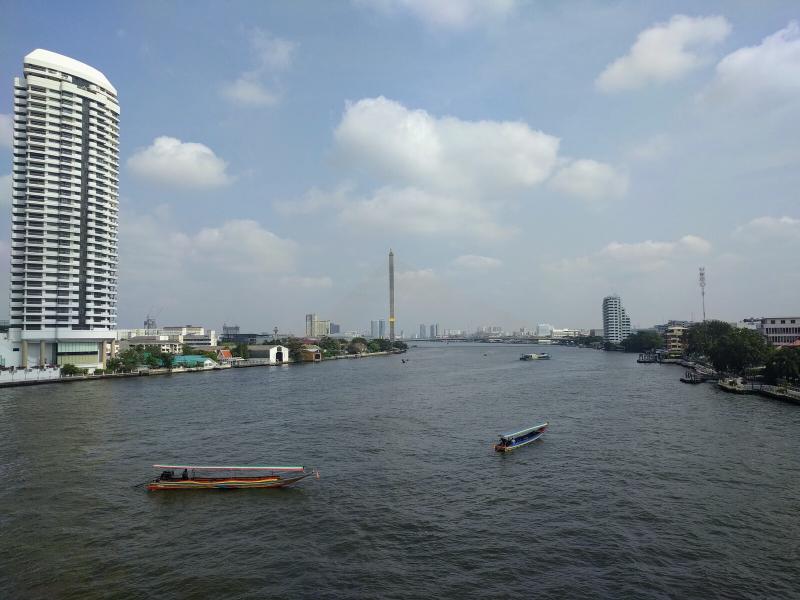 View from the Phra Pin Klao bridge in Bangkok, Thailand.